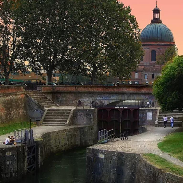Le Clos Des Violettes Toulouse Exteriör bild